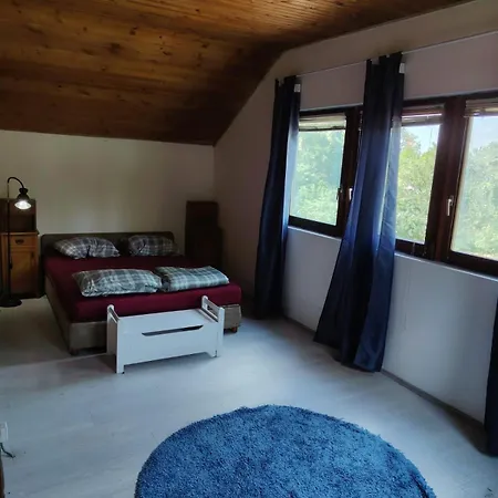 Blue Mountain Villa Ledince